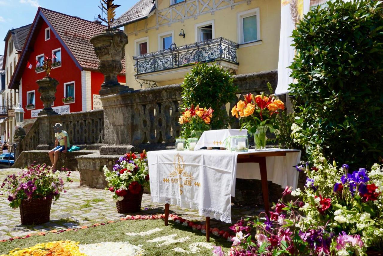 גוסוויינשטיין Gasthof Zum Loewen מראה חיצוני תמונה